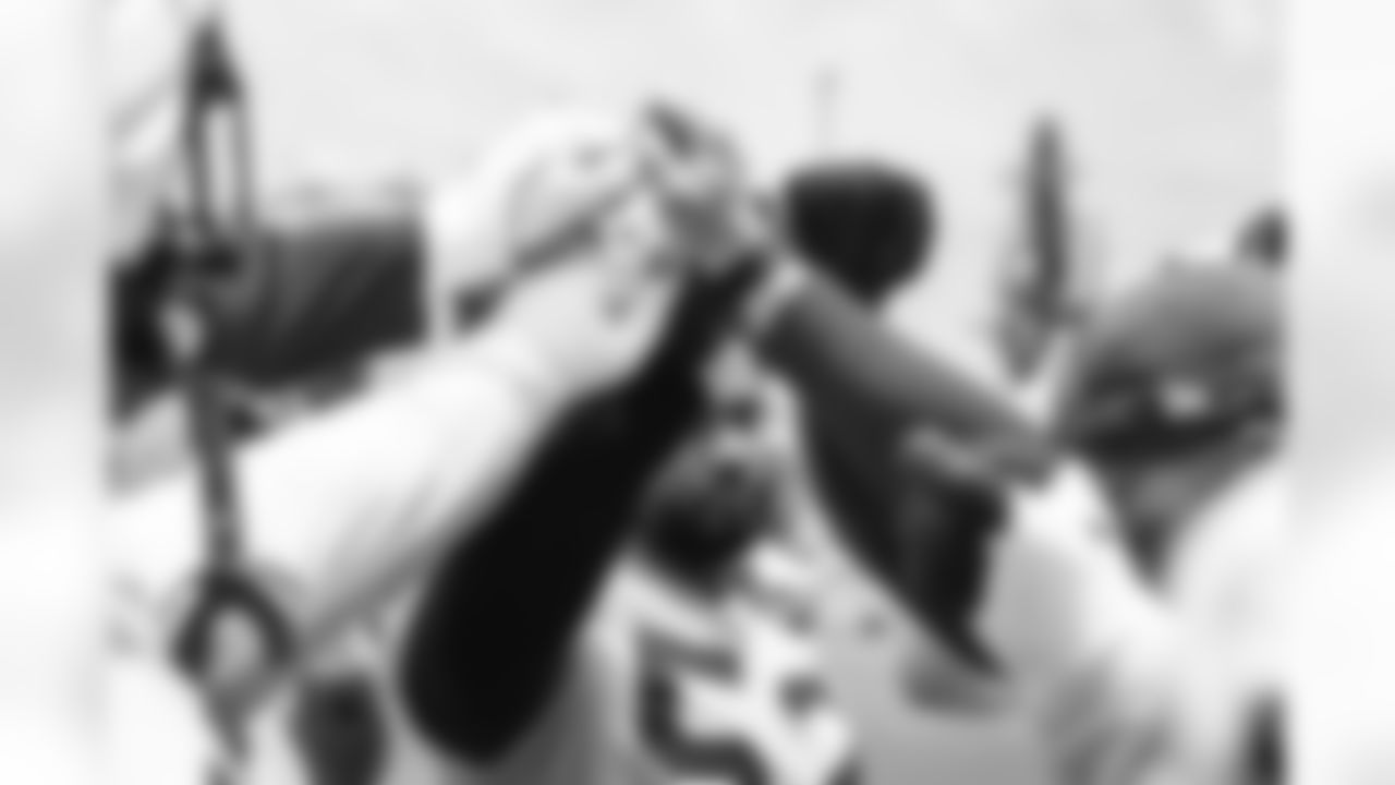 E_TOW46199
