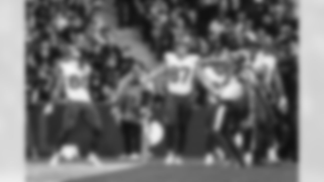 The Los Angeles Rams take on the Jacksonville Jaguars for an international game during week 7 of the 2025 NFL regular season.