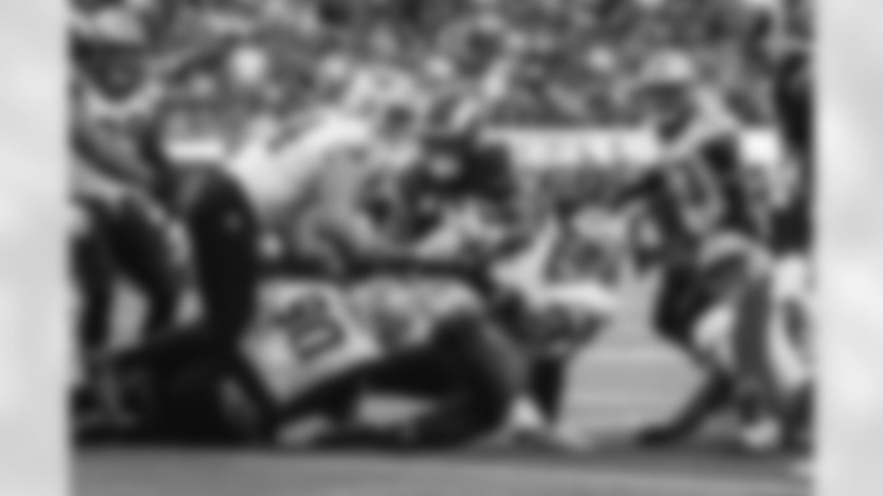 The Los Angeles Rams take on the New Orleans Saints in week 9 of the 2025 NFL regular season.