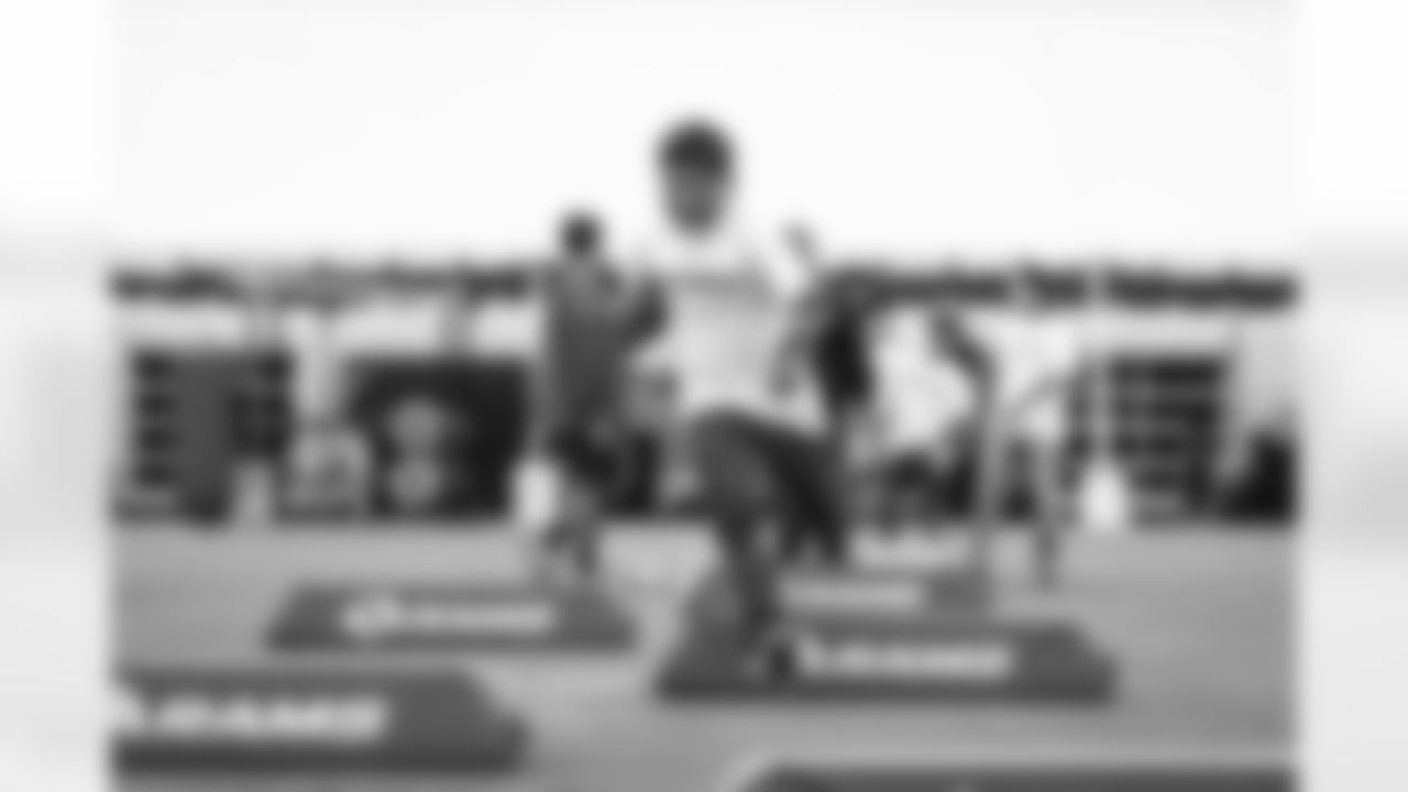 E_250914_Football_Meets_Football_Clinic_JM_0084