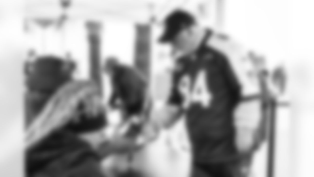 E_260104_Rams_vs_Cardinals_TE_044