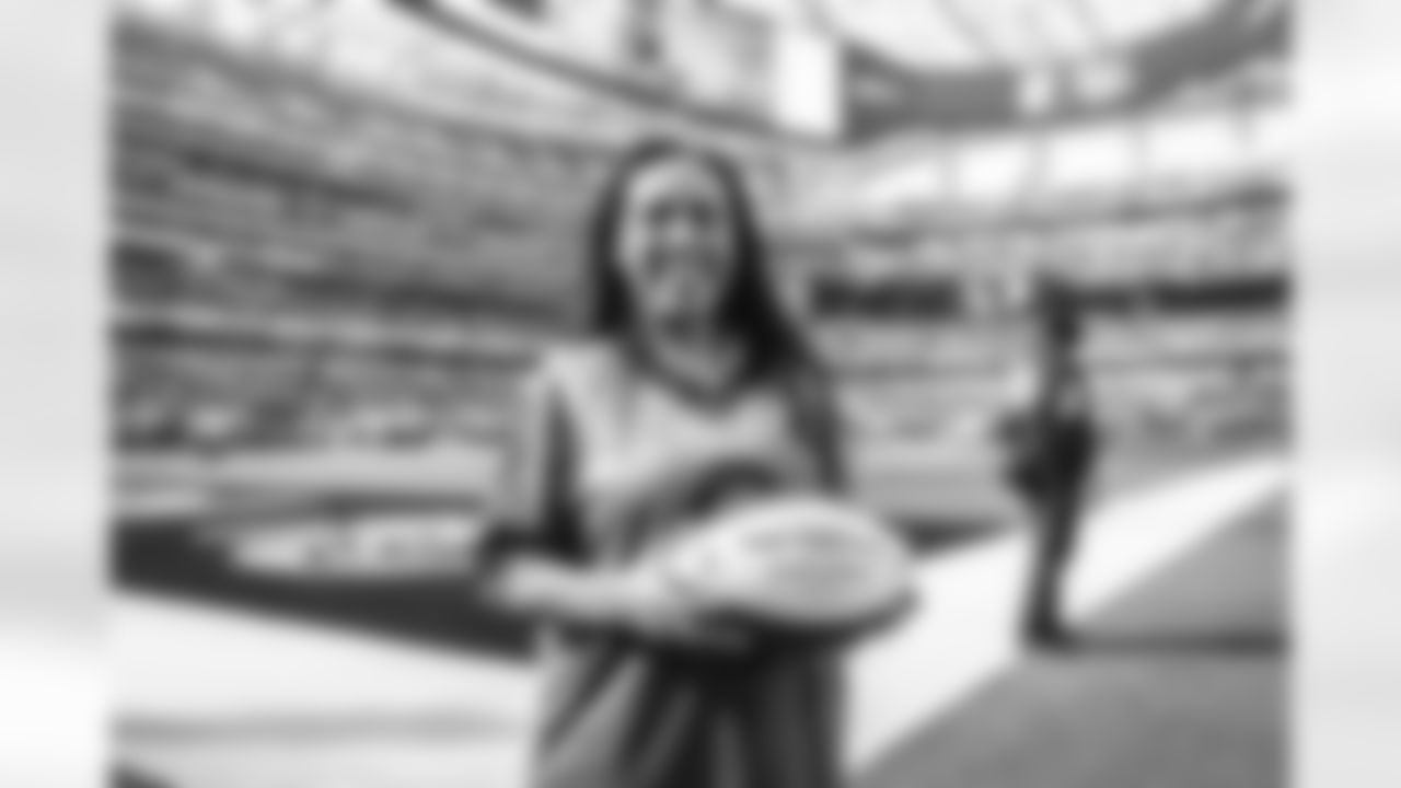 The Los Angeles Rams take on the New Orleans Saints in week 9 of the 2025 NFL regular season.