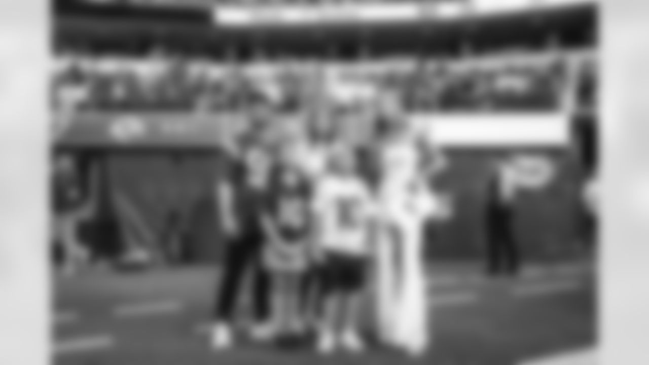 The Los Angeles Rams take on the New Orleans Saints in week 9 of the 2025 NFL regular season.