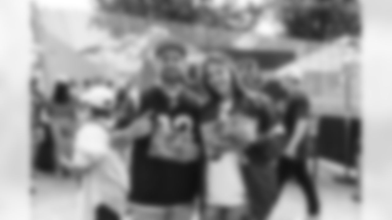 The Los Angeles Rams take on the New Orleans Saints in week 9 of the 2025 NFL regular season.