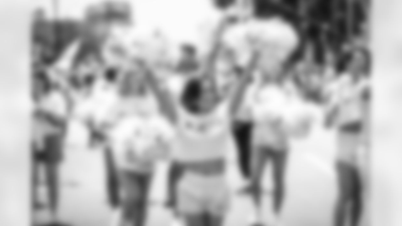 E_250608_1224_LA_Pride_Parade_14083