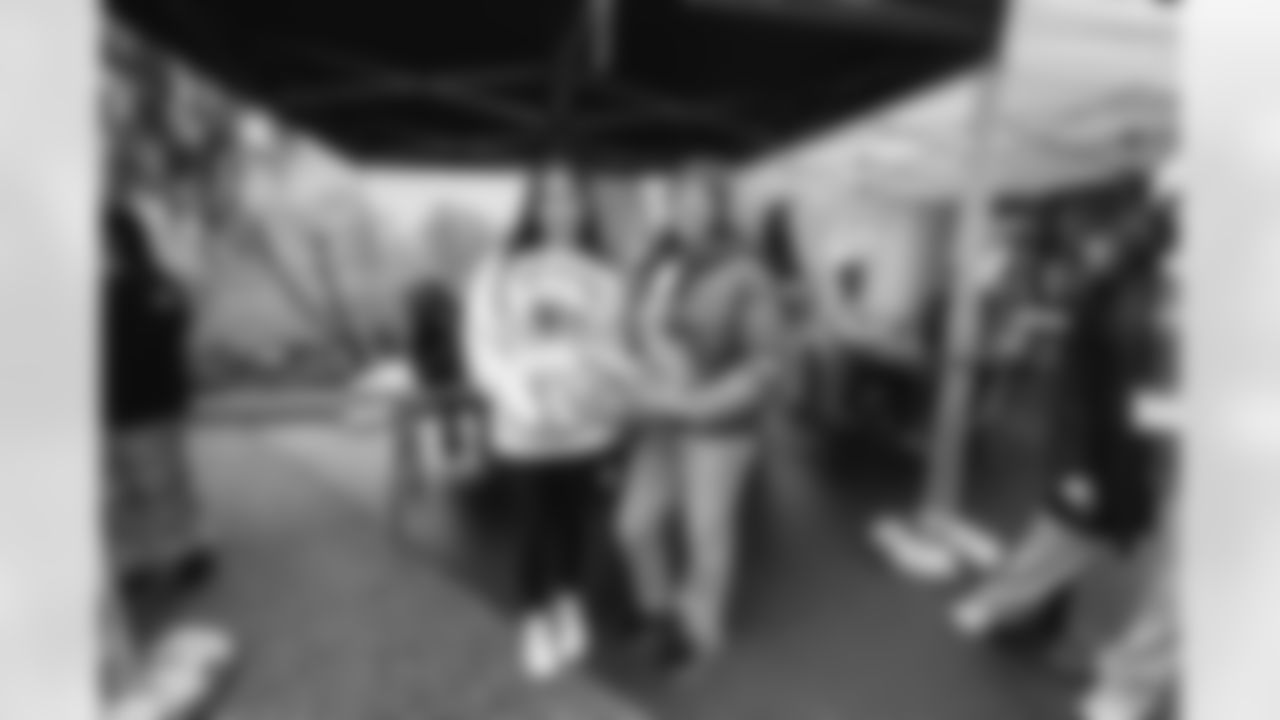 E_260104_Rams_vs_Cardinals_TE_046