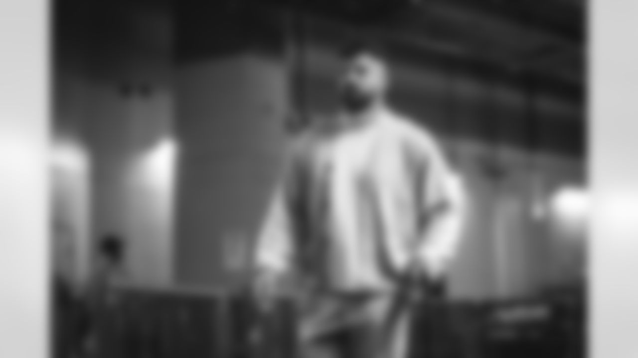 38 TE Nick Vannett arrives at Mercedes-Benz Stadium for Monday Night Football vs. Falcons