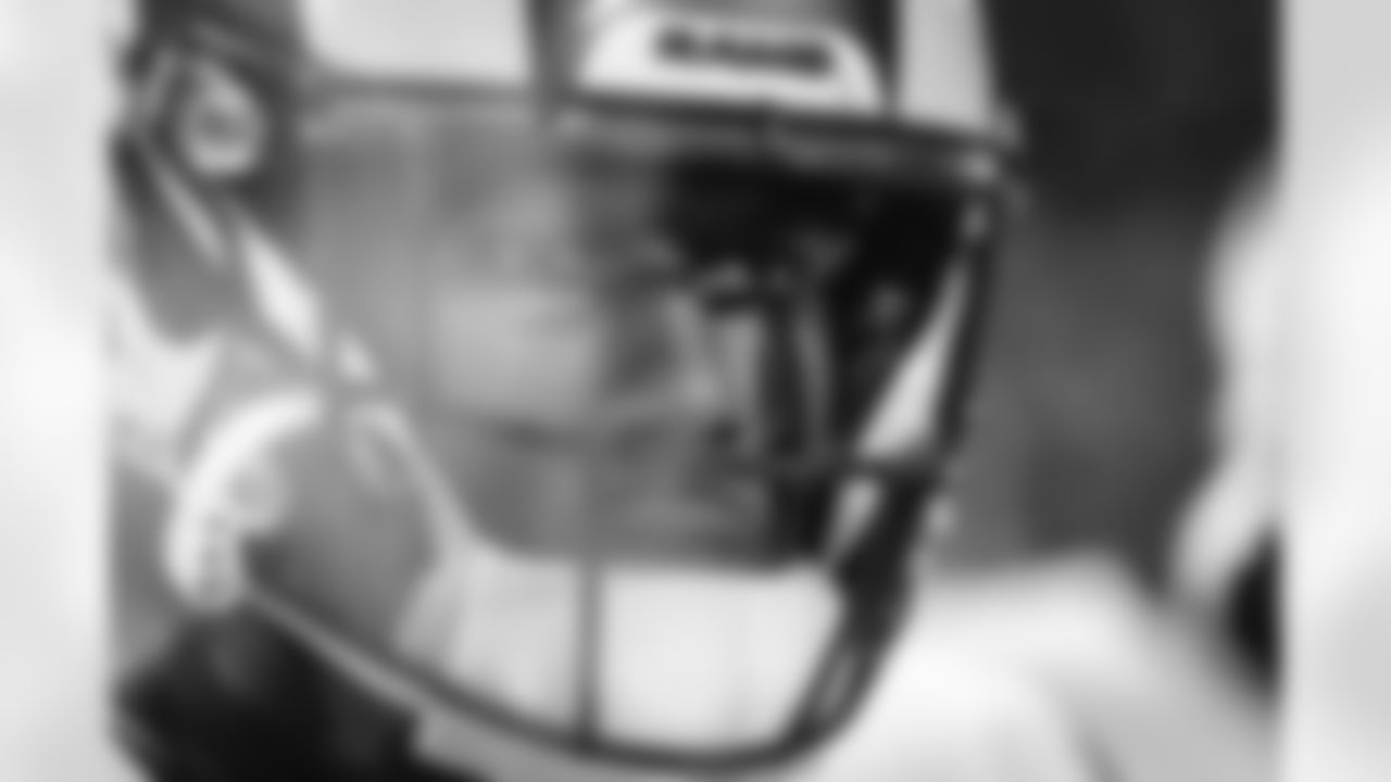 The Los Angeles Rams take on the Chicago Bears in the divisional round of the 2025 NFL post season.