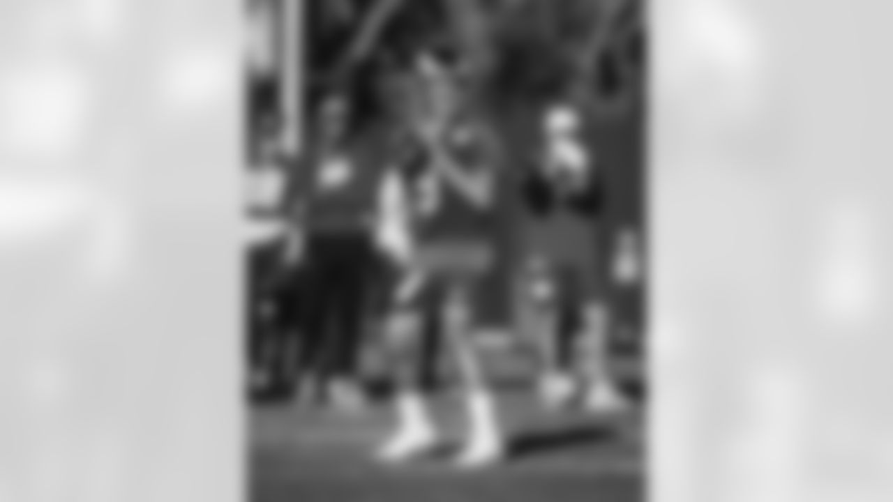 E_251203_Regular_Season_Week14_Practice_AD_1017