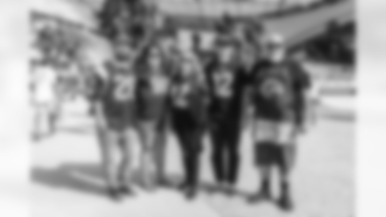 The Los Angeles Rams take on the New Orleans Saints in week 9 of the 2025 NFL regular season.