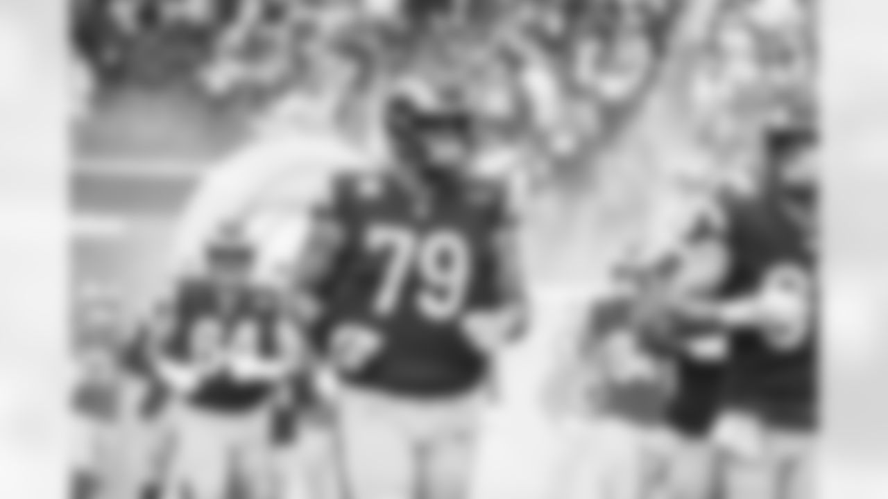 The Los Angeles Rams take on the Carolina Panthers during Week 6 of the 2022 NFL regular season.