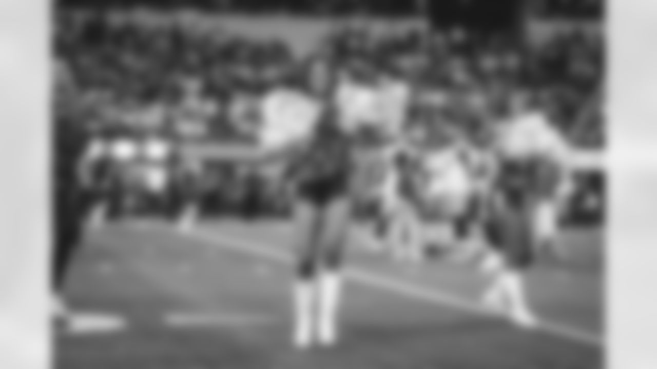 The Los Angeles Rams take on the Seattle Seahawks in Week 11 of the 2023 NFL Regular Season.