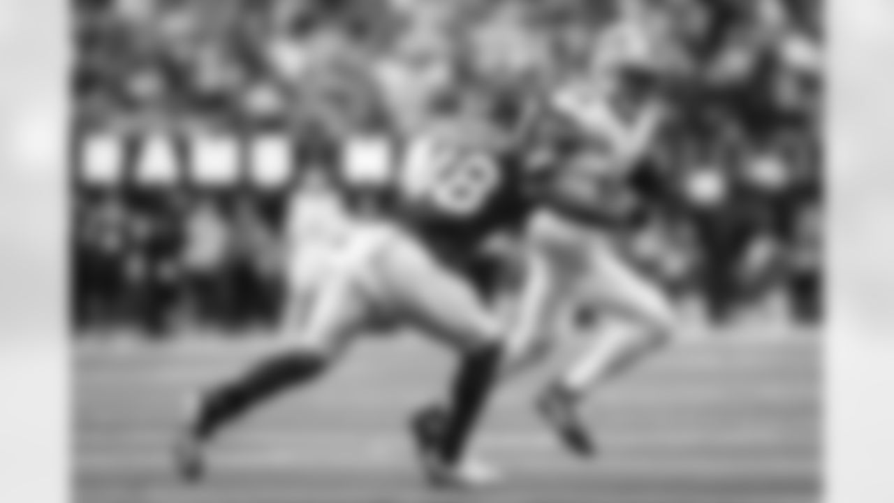 The Los Angeles Rams take on the Detroit Lions in week 15 of the 2025 NFL regular season.