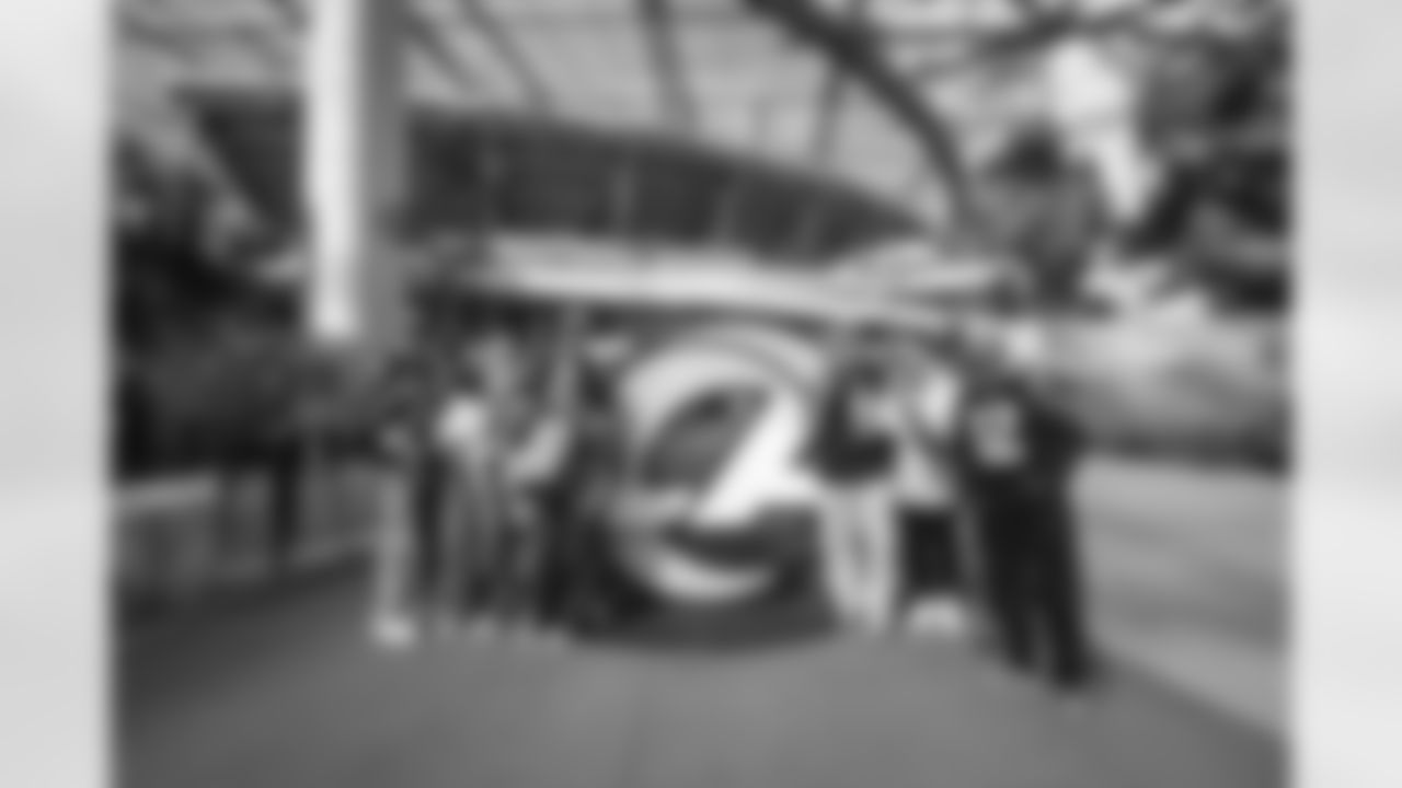 The Los Angeles Rams take on the Detroit Lions in week 15 of the 2025 NFL regular season.