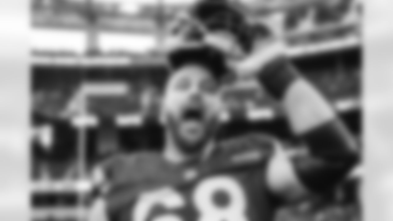 The Los Angeles Rams take on the Arizona Cardinals in week 18 of the 2025 NFL regular season.