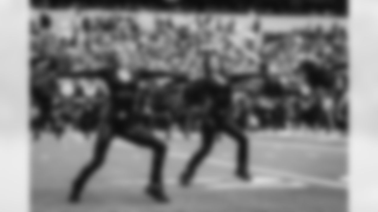 The Los Angeles Rams take on the Seattle Seahawks in week 11 of the 2025 NFL regular season.