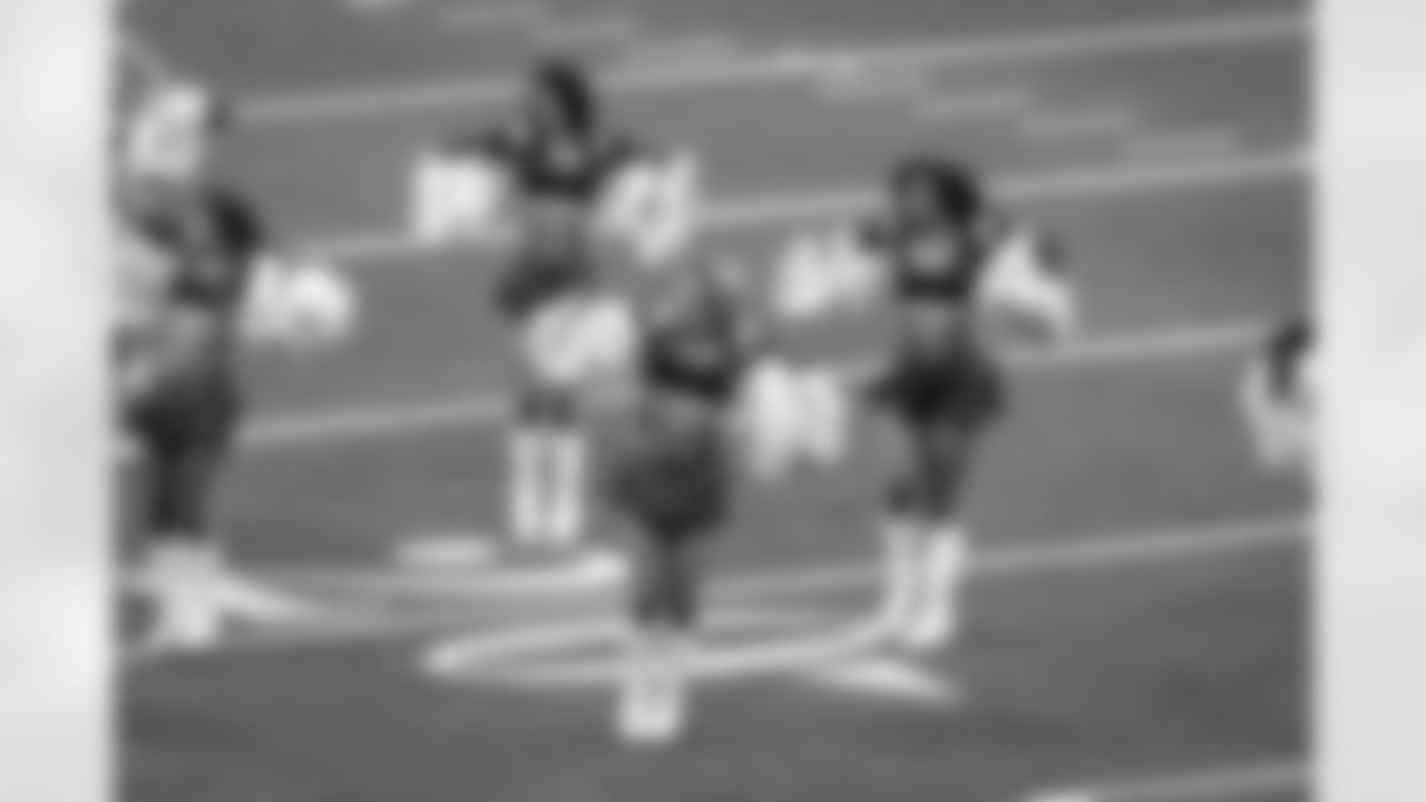 The Los Angeles Rams take on the Arizona Cardinals at SoFi Stadium in Week 18 of the 2025 season.