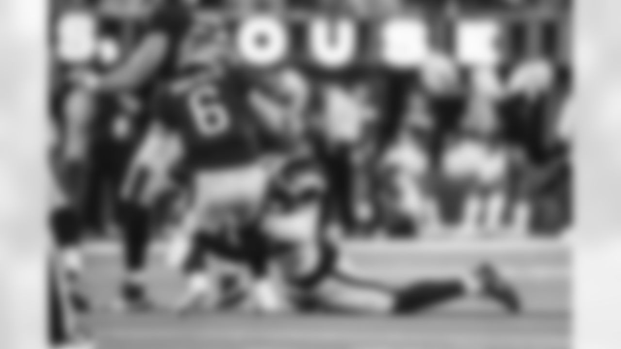 The Los Angeles Rams take on the Tampa Bay Buccaneers in week 12 of the 2025 NFL regular season.