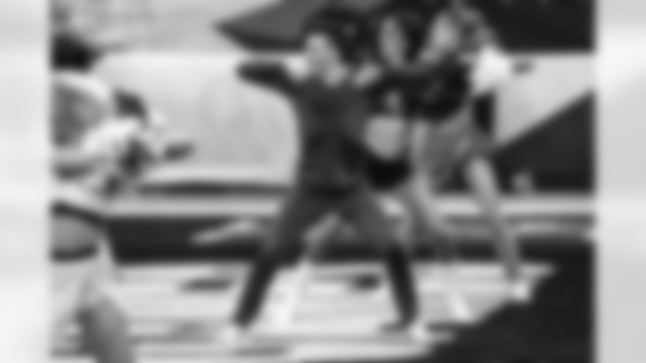 E_260203_Pro_Bowl_Games_BT_00515