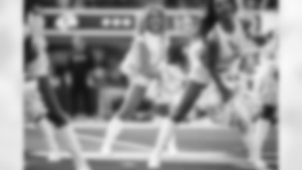 The Los Angeles Rams take on the New Orleans Saints in week 9 of the 2025 NFL regular season.