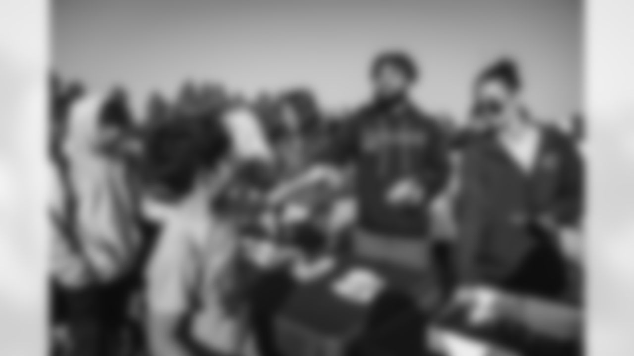 E_251104_STEAM_Squad_Visit_ZG_430