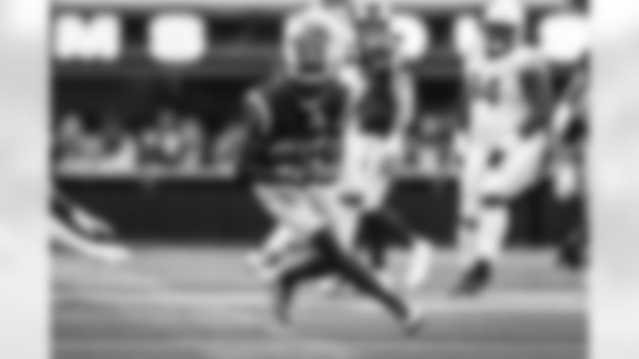 The Los Angeles Rams take on the Arizona Cardinals in week 18 of the 2025 NFL regular season.