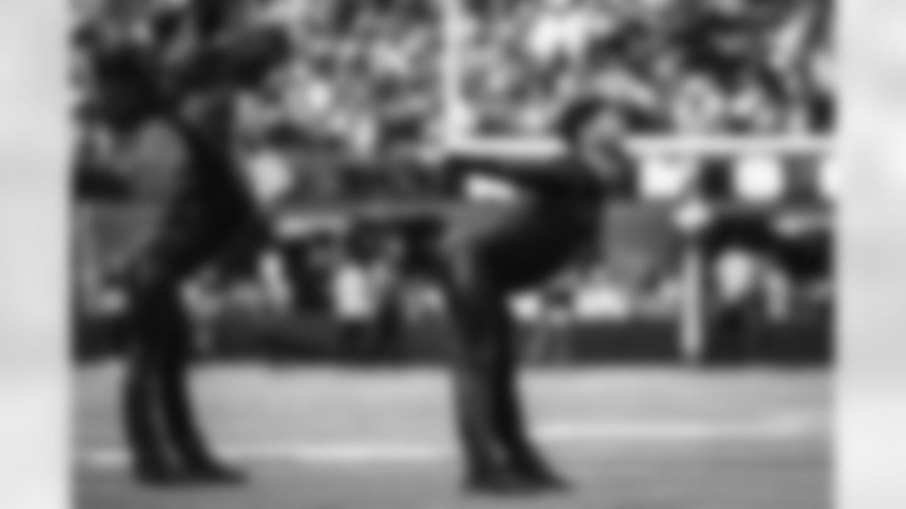 The Los Angeles Rams take on the Seattle Seahawks in week 11 of the 2025 NFL regular season.