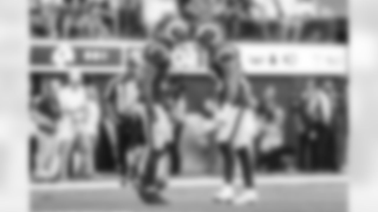 The Los Angeles Rams take on the New Orleans Saints in week 9 of the 2025 NFL regular season.