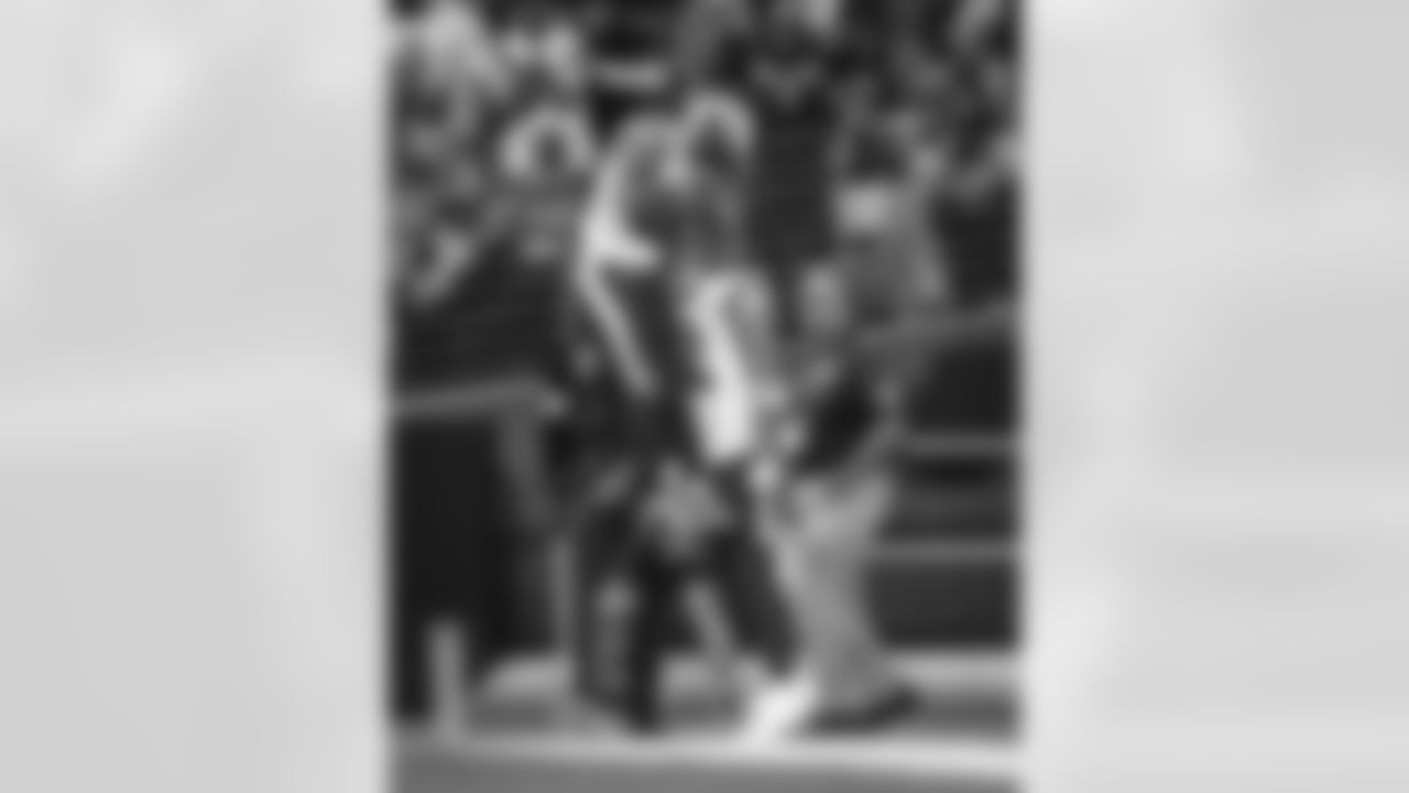 The Los Angeles Rams take on the Arizona Cardinals in week 14 of the 2025 NFL regular season.