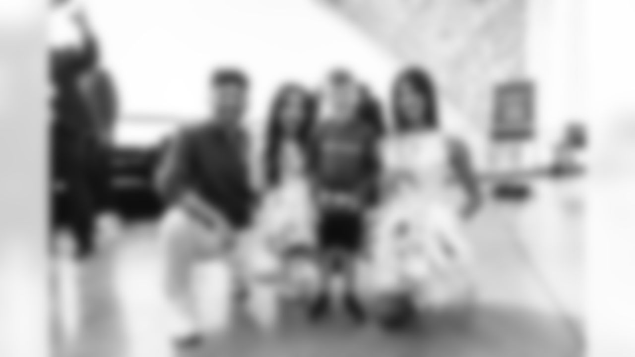 The Los Angeles Rams take on the New Orleans Saints in week 9 of the 2025 NFL regular season.