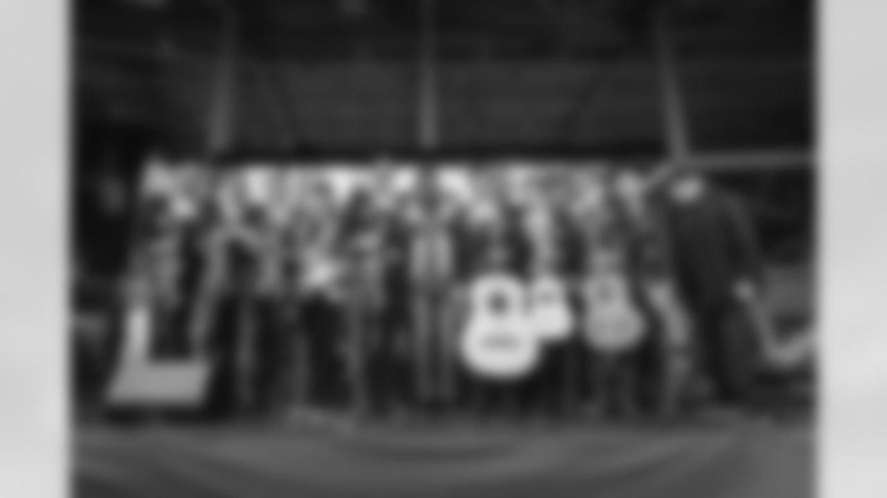 WAR & Mariachi Rams in the Rams House