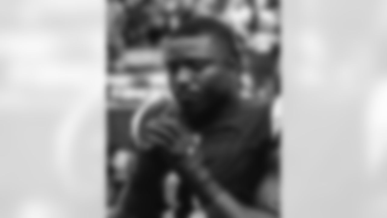 The Los Angeles Rams take on the Seattle Seahawks in week 11 of the 2025 NFL regular season.