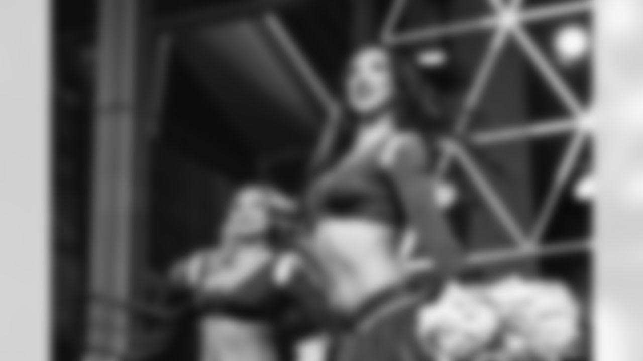 The Los Angeles Rams take on the Tampa Bay Buccaneers in week 12 of the 2025 NFL regular season.