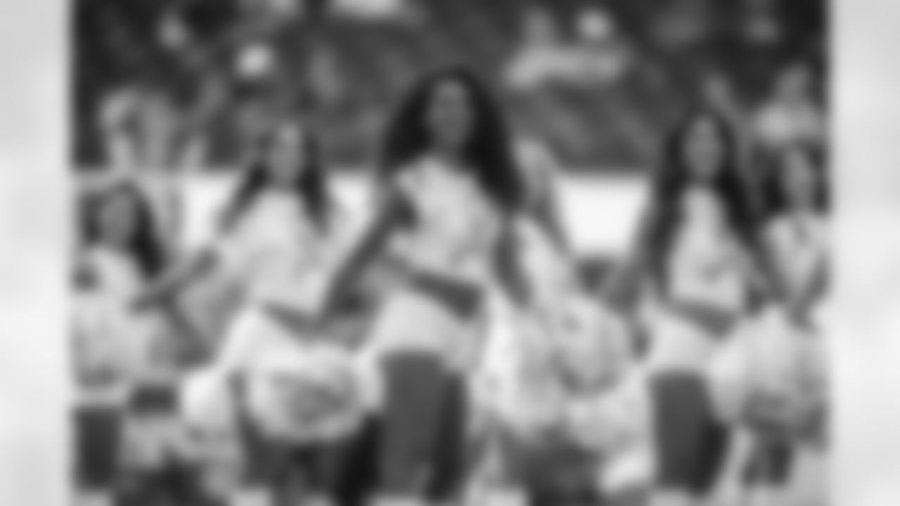 The Los Angeles Rams take on the New Orleans Saints in week 9 of the 2025 NFL regular season.