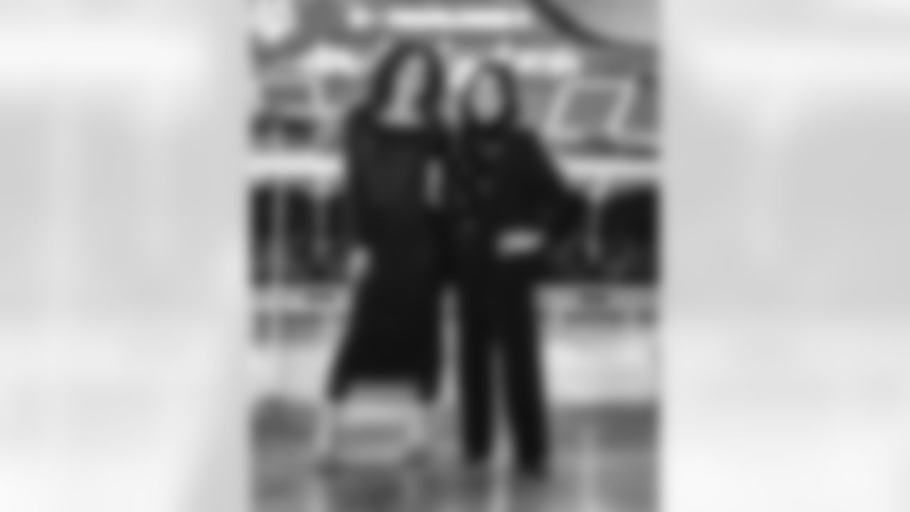 The Los Angeles Rams take on the Seattle Seahawks in week 11 of the 2025 NFL regular season.