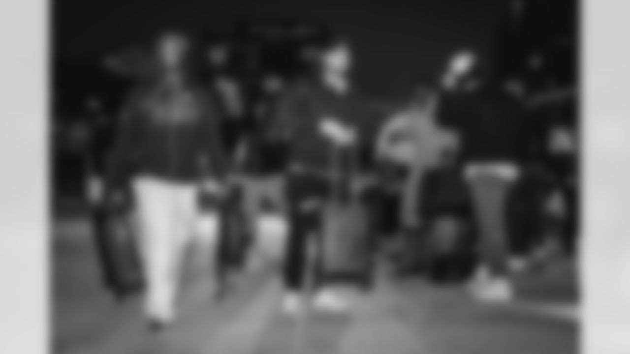 E_251217_Regular_Season_Week_16_Travel_BT_0022