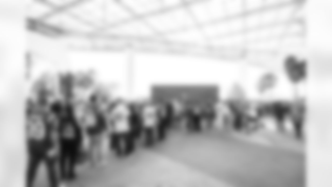 The Los Angeles Rams take on the Tampa Bay Buccaneers in week 12 of the 2025 NFL regular season.