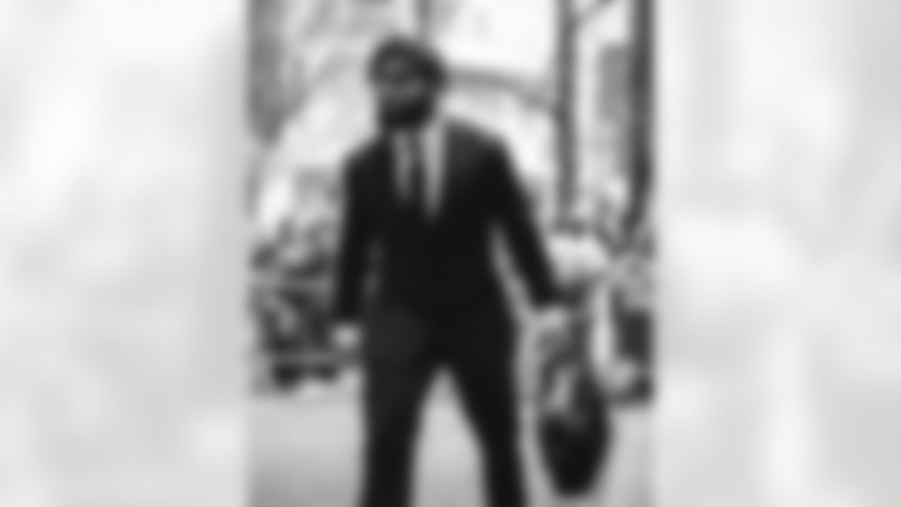 23 RB Kyren Williams travels to Bank of America Stadium for Wild Card matchup vs. Panthers