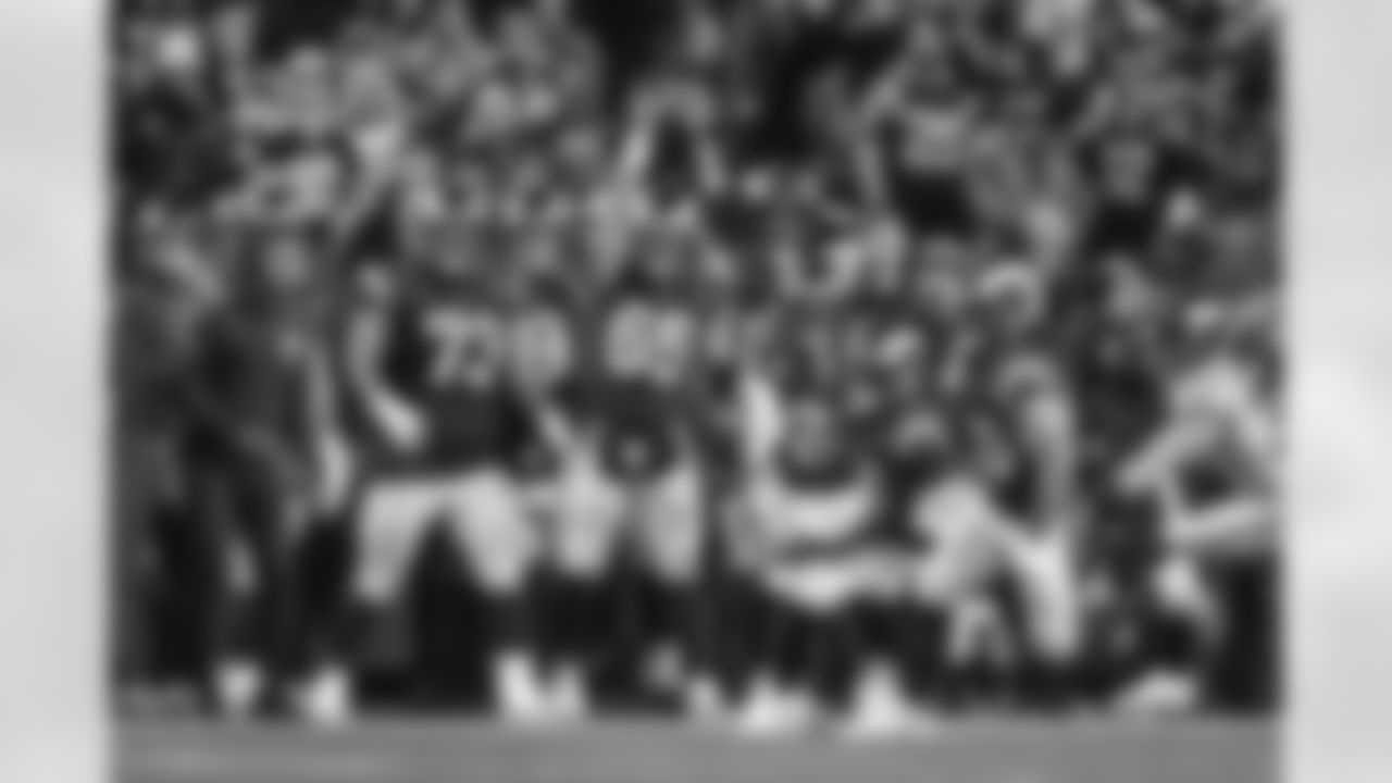 The Los Angeles Rams take on the Seattle Seahawks in week 16 of the 2025 NFL regular season.