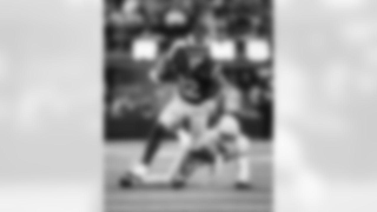 The Los Angeles Rams take on the Arizona Cardinals in week 18 of the 2025 NFL regular season.