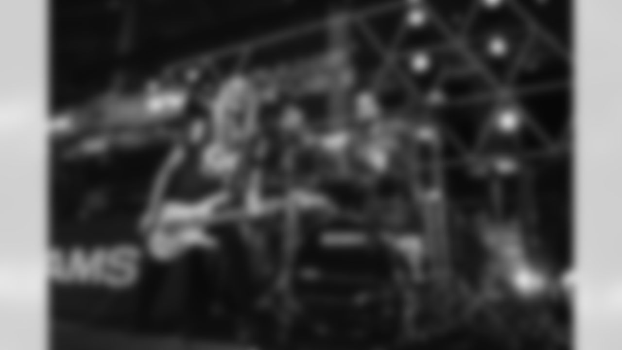 The Los Angeles Rams take on the Tampa Bay Buccaneers during week 12 of the 2025 regular season.