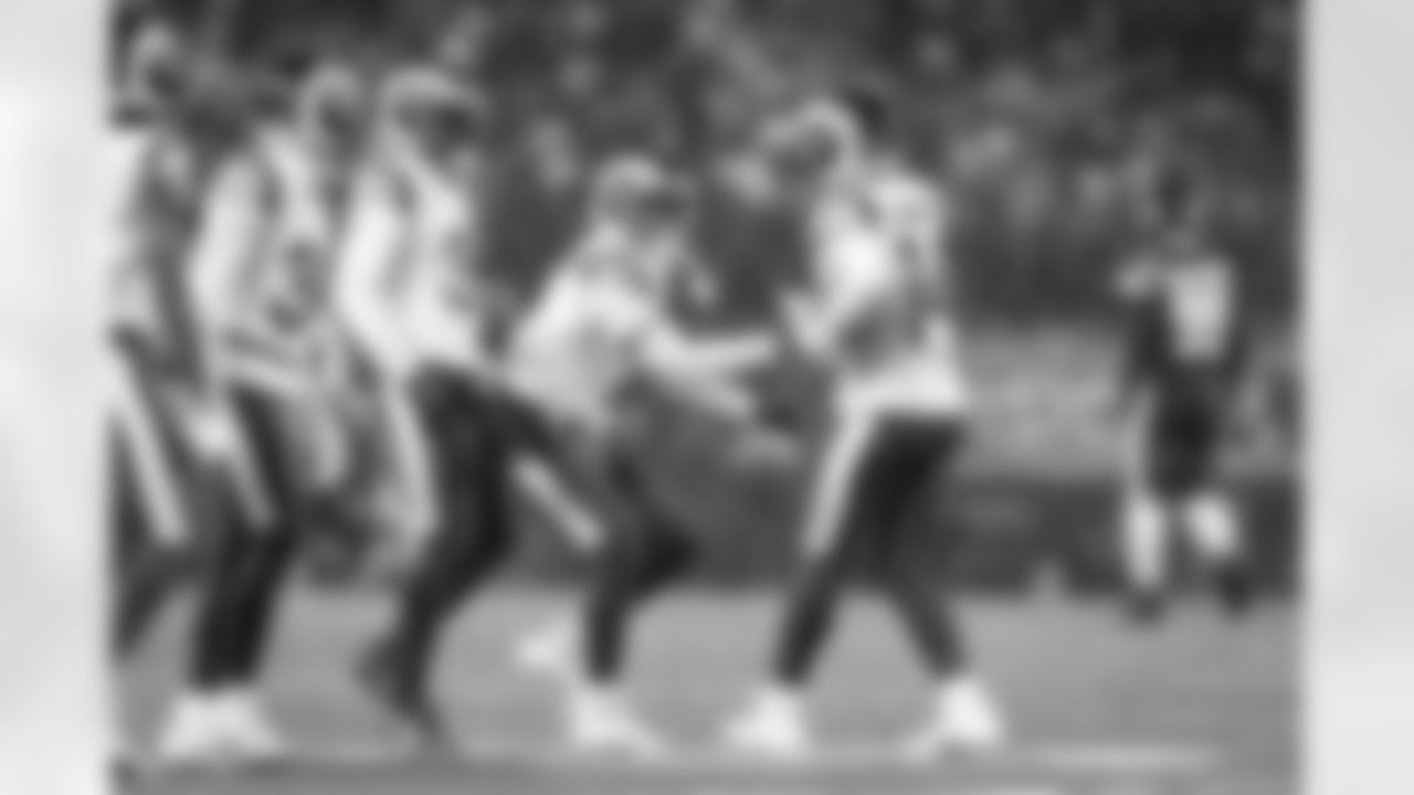 The Los Angeles Rams take on the Chicago Bears in the divisional round of the 2025 NFL post season.