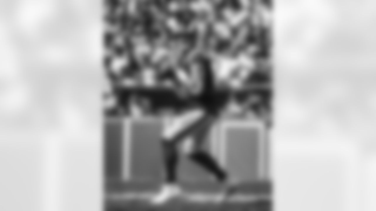 The Los Angeles Rams take on the Philadelphia Eagles in week 3 of the 2025 NFL regular season.