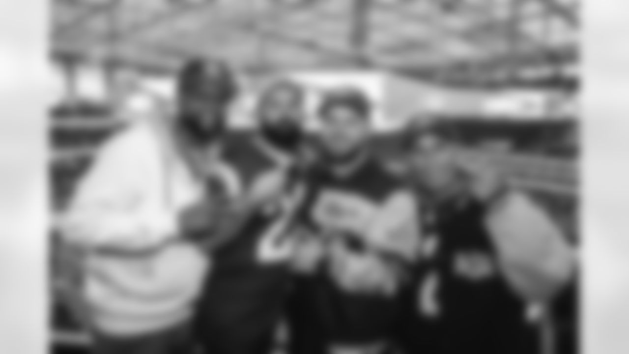 The Los Angeles Rams take on the Arizona Cardinals in week 18 of the 2025 NFL regular season.