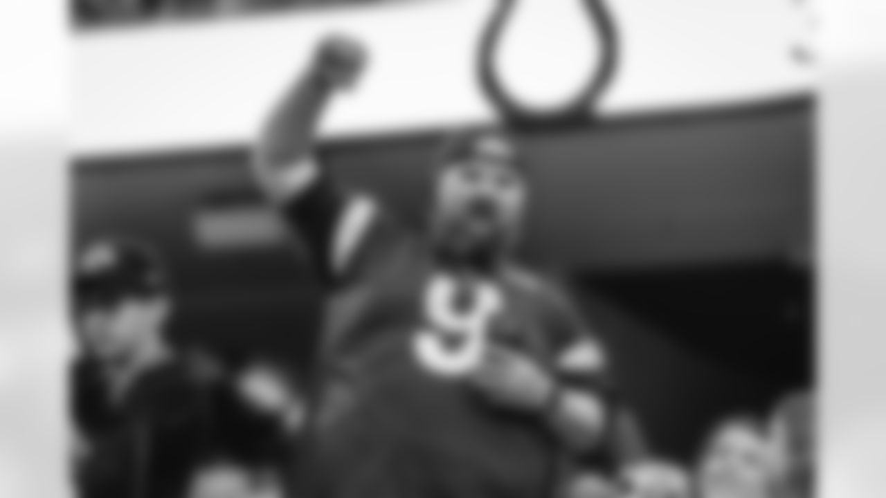 The Los Angeles Rams take on the Arizona Cardinals in week 18 of the 2025 NFL regular season.