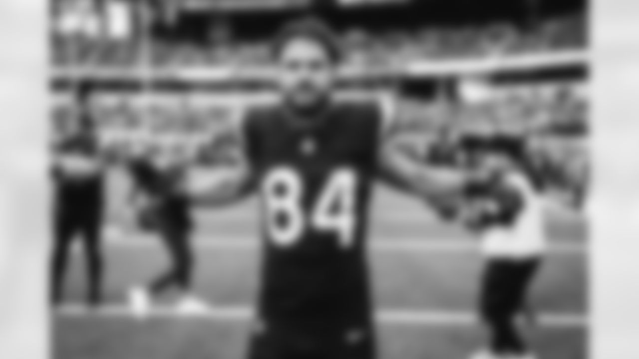 The Los Angeles Rams take on the Seattle Seahawks in week 11 of the 2025 NFL regular season.