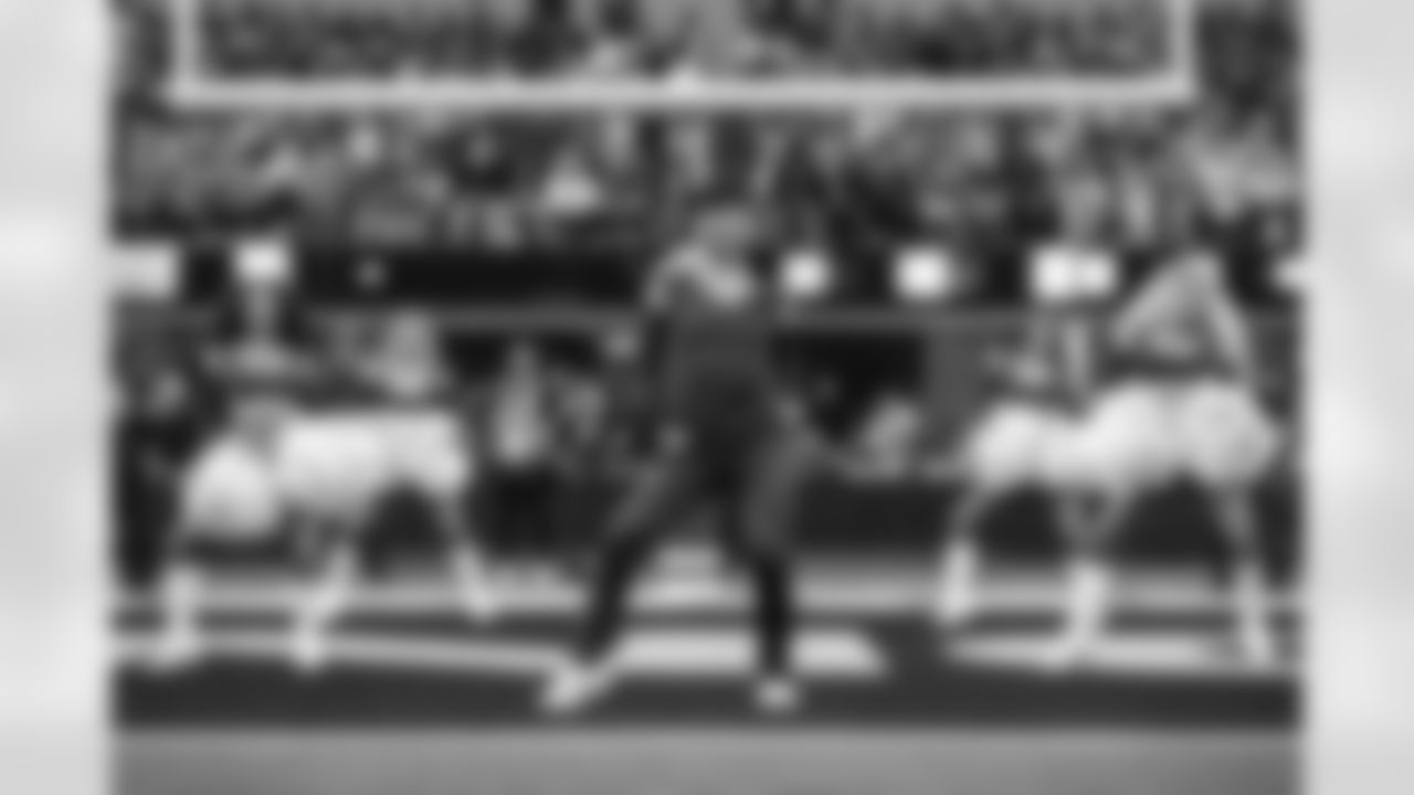 The Los Angeles Rams take on the Detroit Lions in week 15 of the 2025 NFL regular season.