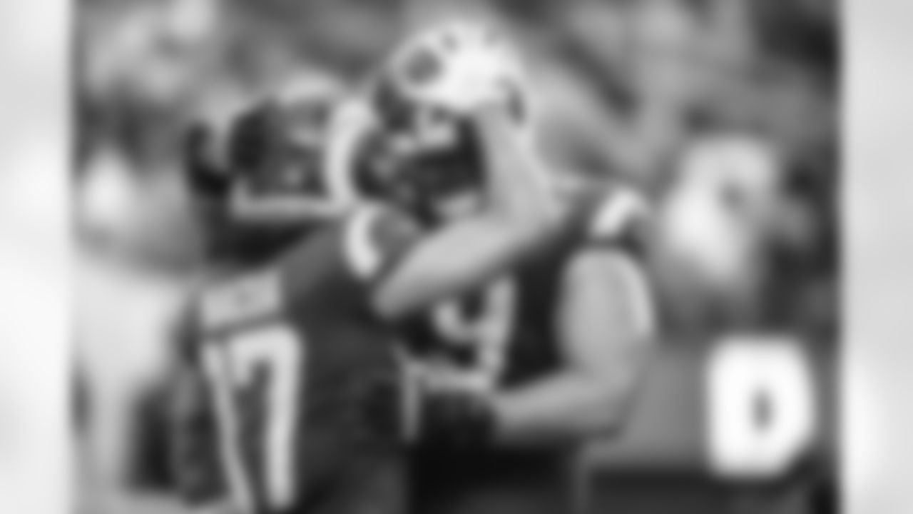 The Los Angeles Rams take on the Buffalo Bills in week 14 of the 2024 NFL regular season.