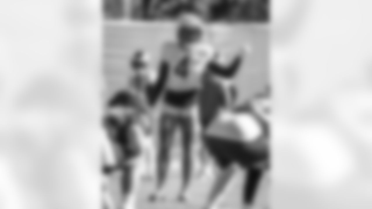 E_251204_Regular_Season_Week14_Practice_BT_01263