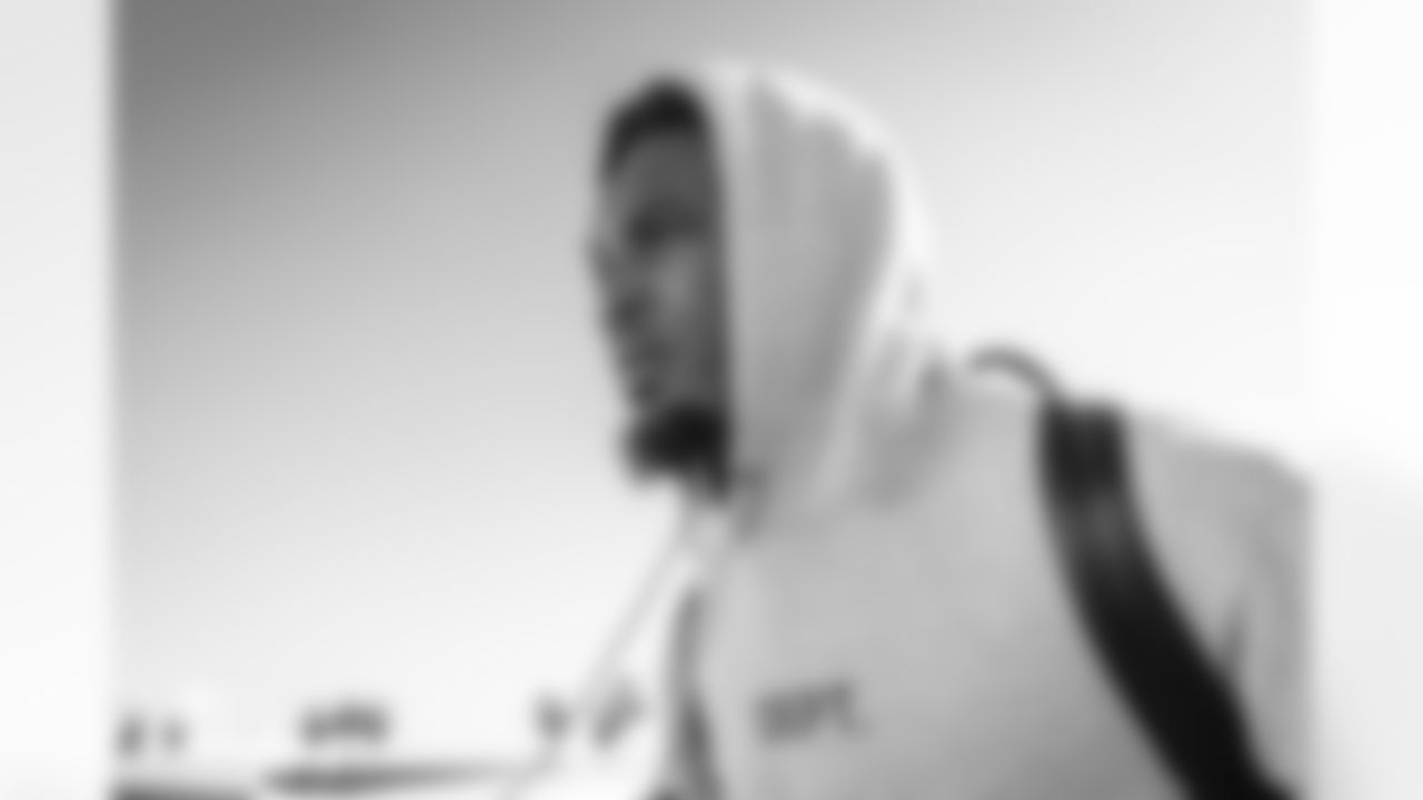 S Kam Curl travels to Seattle for Sunday's NFC Championship game